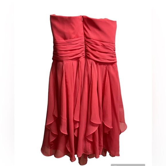 NWT David’s Bridal Strapless Shutter Pleated Chiffon Dress in Guava Pink SZ 14 - Picture 3 of 5